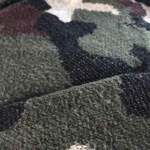 Camo Cardigan - Picture 4 of 4